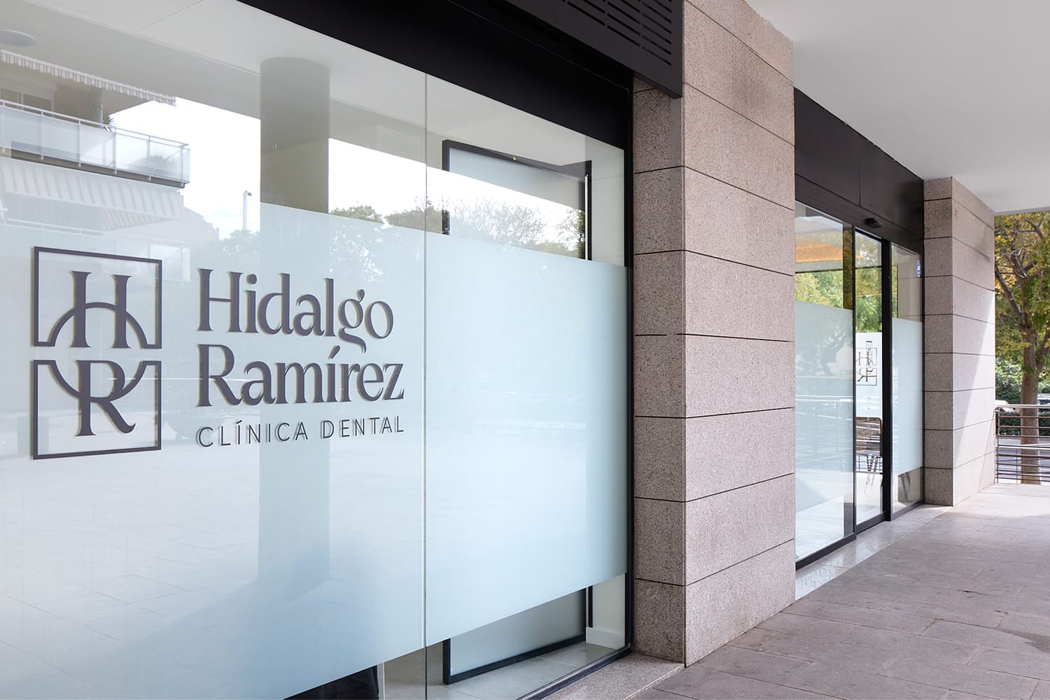 Fachada de la clínica dental Hidalgo Ramírez